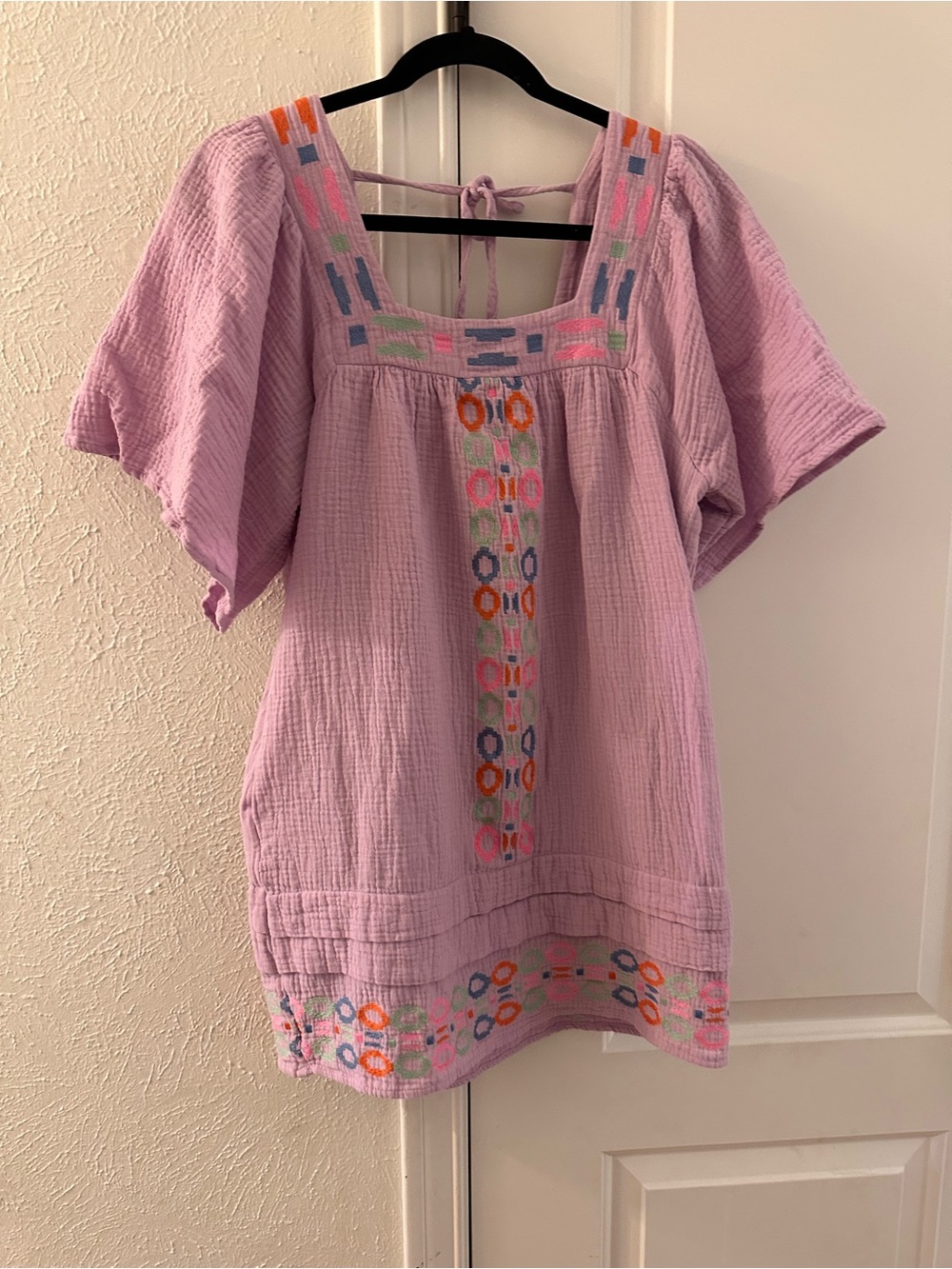 Boutique Women's Lavender Embroidered Peasant Dress